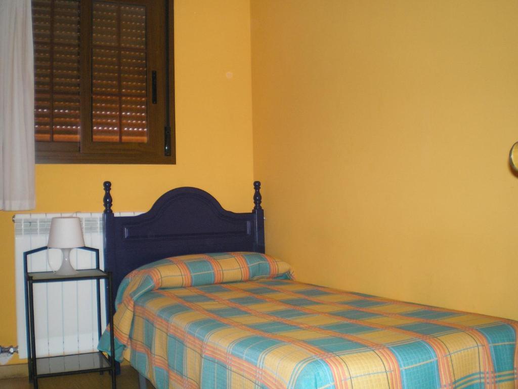 Apartamentos Turisticos Reyes Catolicos Saragosse Chambre photo